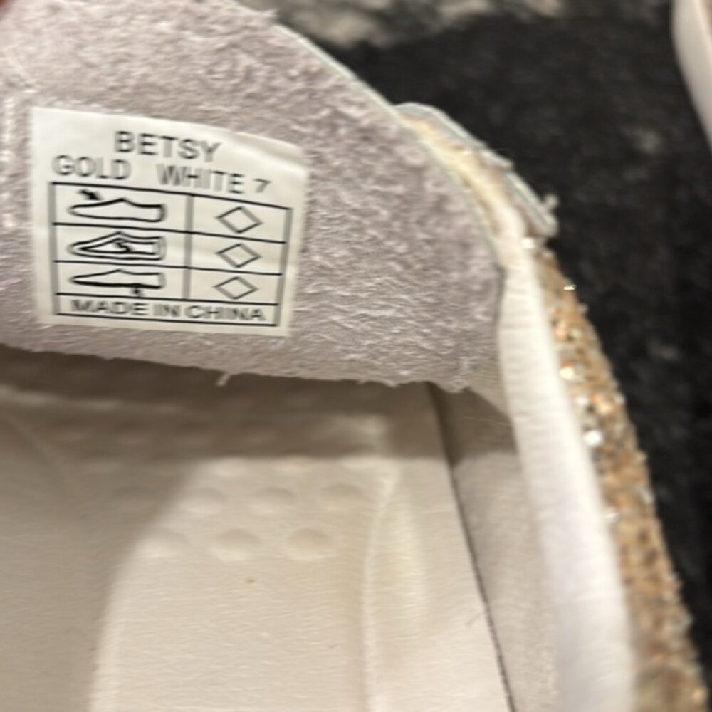Vintage Havana White and Gold Glitter Sneakers - Picture 9 of 11